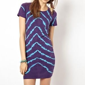 NWT ASOS dress in chevron tie dye, US 4